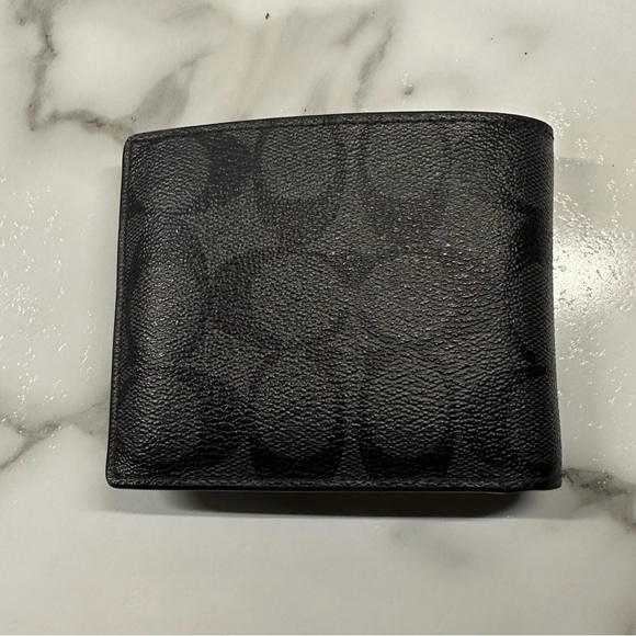 Coach Men’s Wallet, Coin Card Holder & Organizer Set - Picture 4 of 13